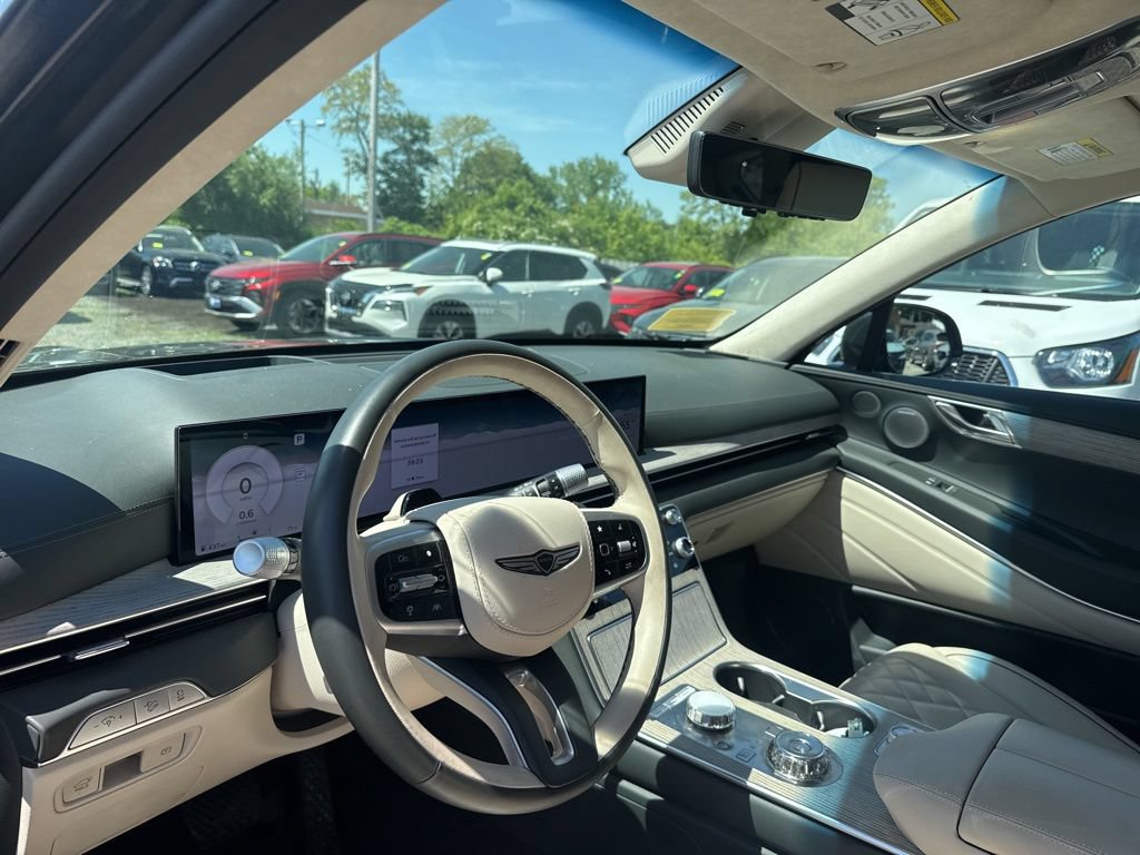 Used 2025 Genesis GV80 3.5T Prestige AWD/4WD image 17