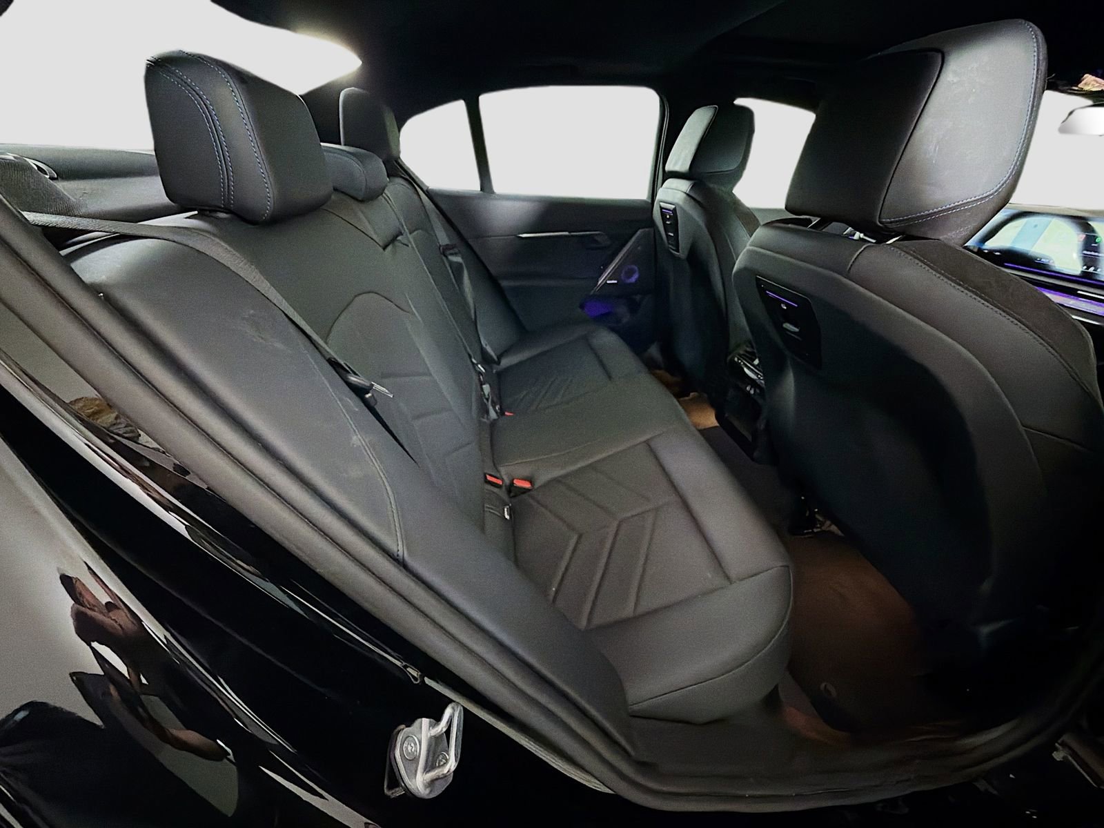 Used 2024 BMW i5 M60 w/ Premium Package image 30