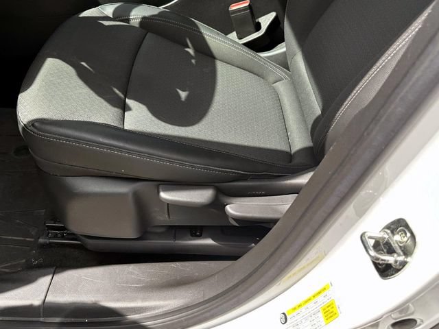 Certified 2024 Buick Encore GX Preferred FWD image 18