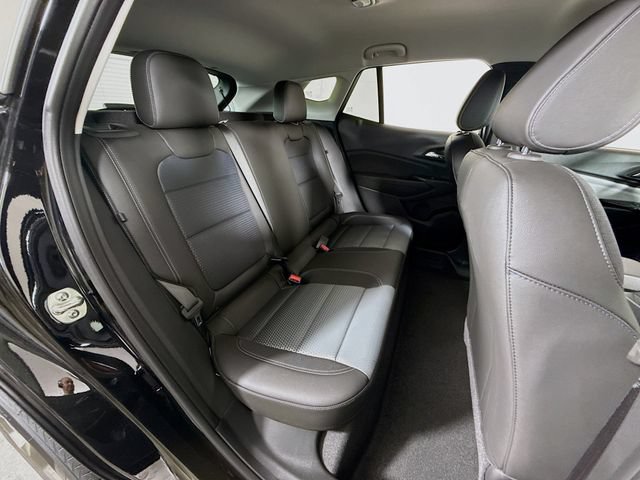 New 2026 Chevrolet Trax LT w/ LT Convenience Package FWD image 29