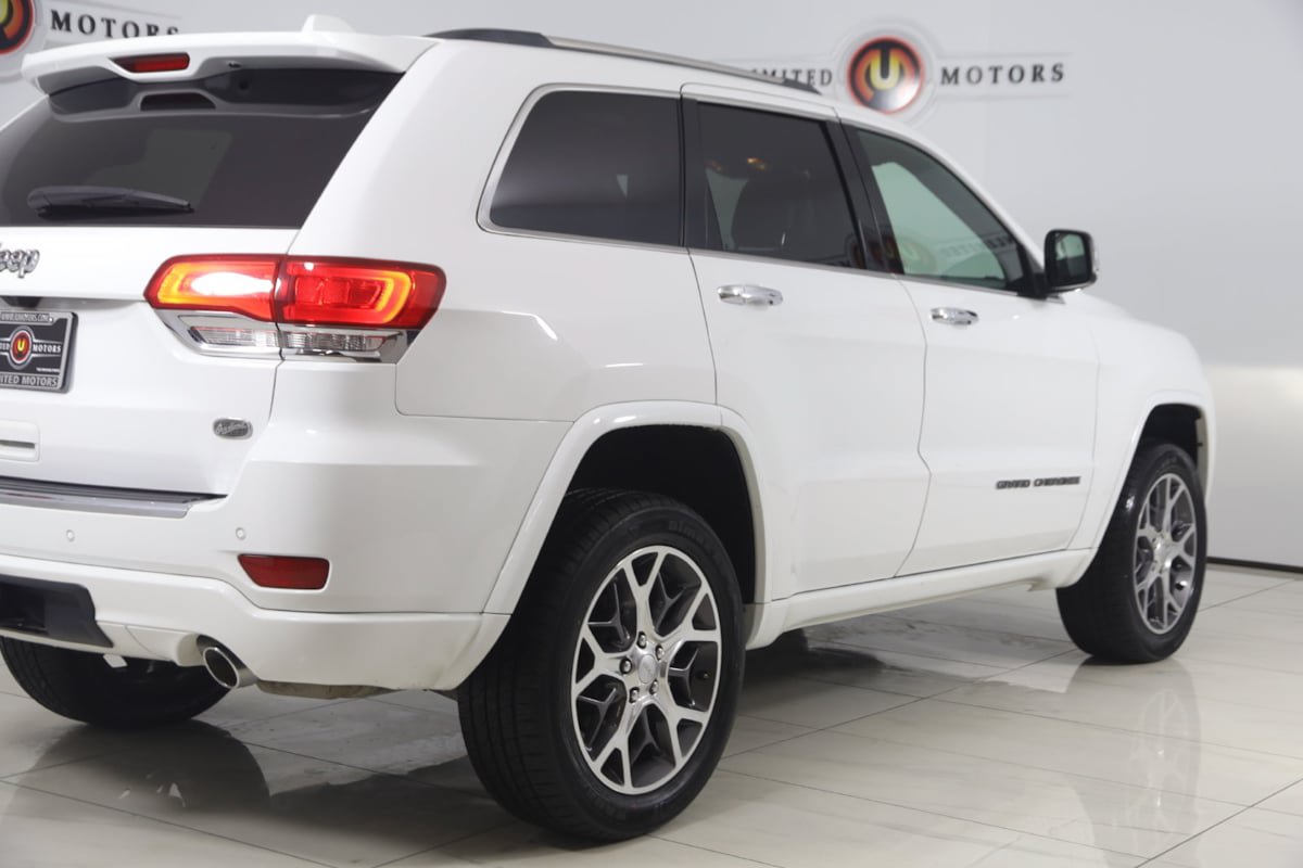 Used 2021 Jeep Grand Cherokee Overland AWD/4WD image 40