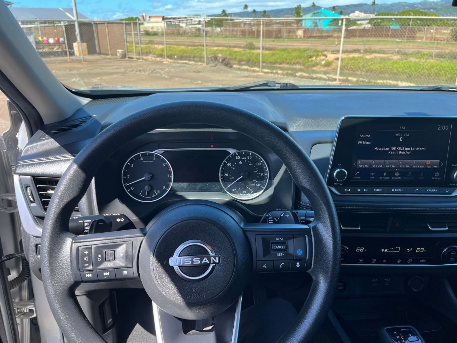 Used 2024 Nissan Rogue SV image 30