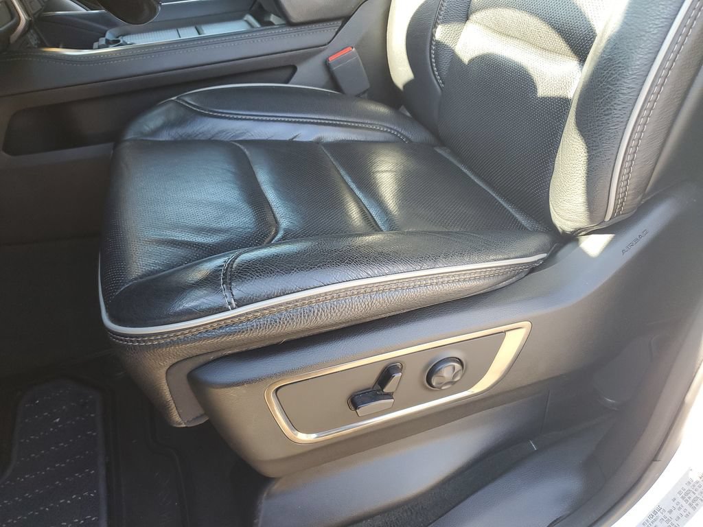 Used 2019 RAM 1500 Limited AWD/4WD image 18