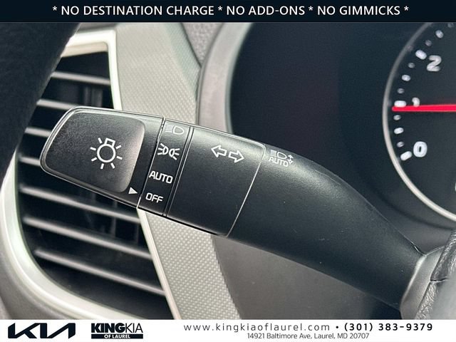 Used 2023 Kia Seltos LX AWD/4WD image 11
