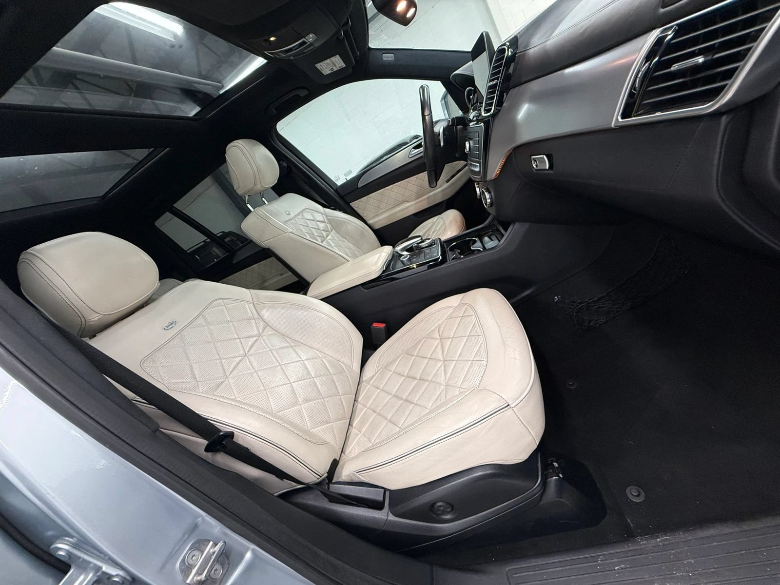 Used 2018 Mercedes-Benz GLS 450 4MATIC image 27