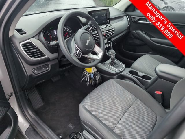 Used 2023 Kia Seltos LX image 12