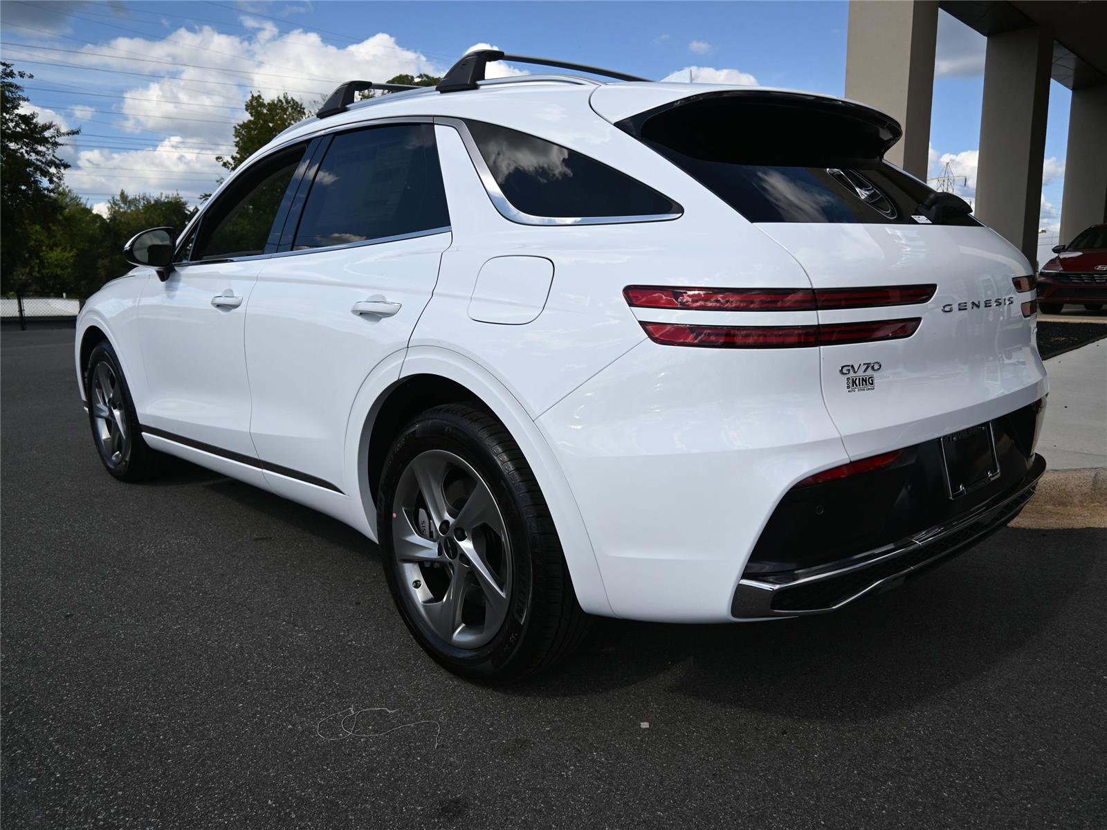 New 2026 Genesis GV70 2.5T Select image 11