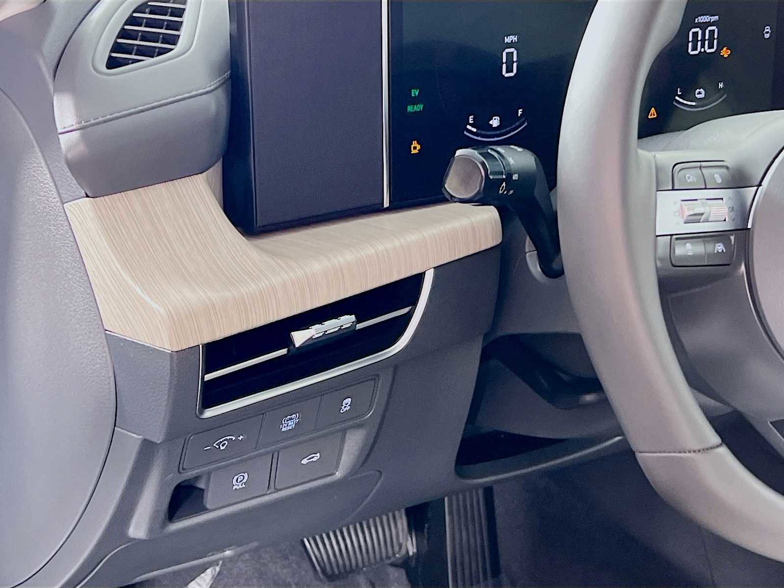 Certified 2025 Hyundai Sonata SEL FWD image 10