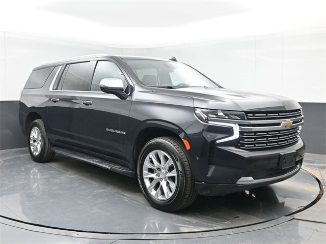 Used 2023 Chevrolet Suburban Premier image 2