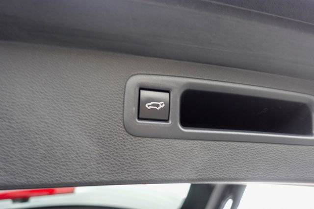 Certified 2023 Toyota Highlander XLE image 36