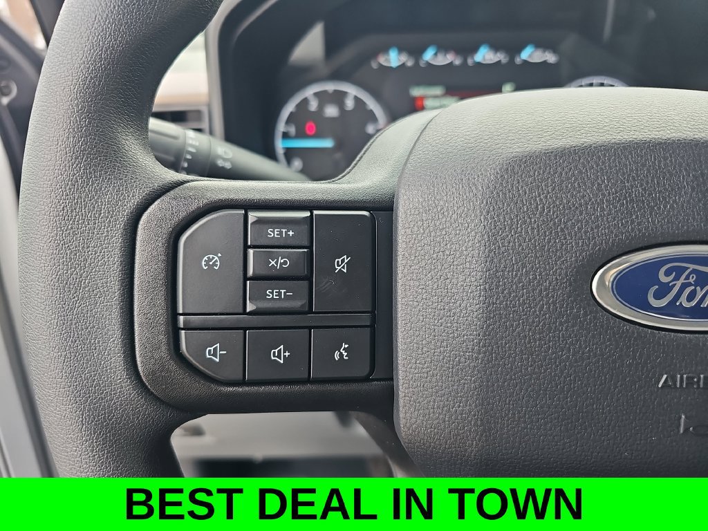 New 2026 Ford F250 XL w/ XL Chrome Package AWD/4WD image 16