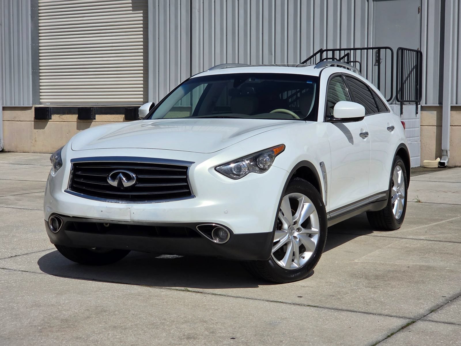 Used 2012 INFINITI FX35 2WD w/ Premium Pkg image 1