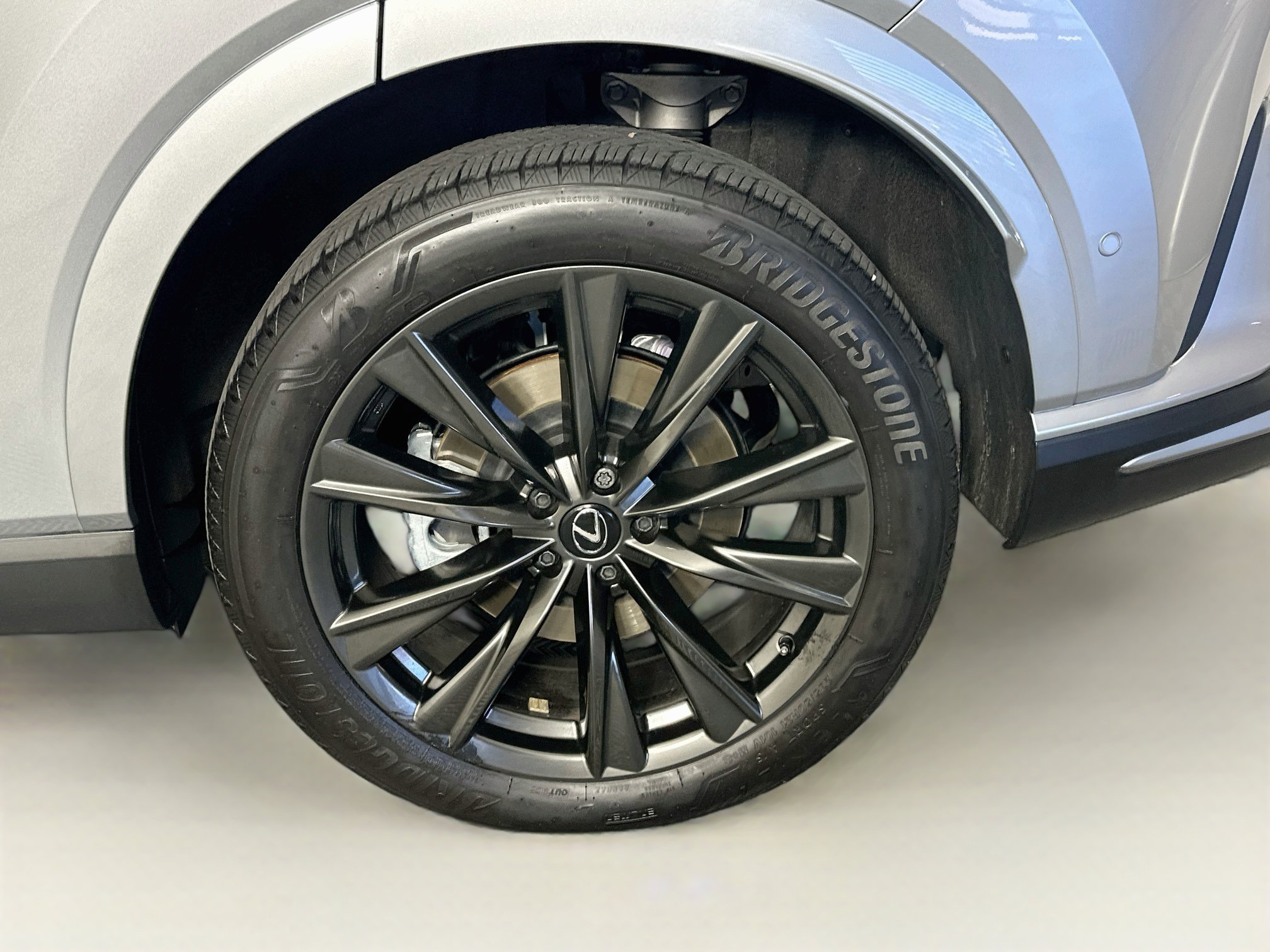 Used 2024 Lexus RX 350 F Sport w/ Convenience Package AWD/4WD image 11