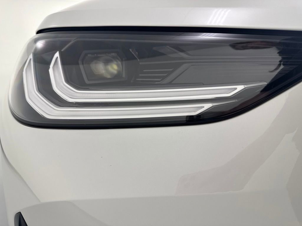 Certified 2025 BMW X3 xDrive30 w/ Premium Package AWD/4WD image 9
