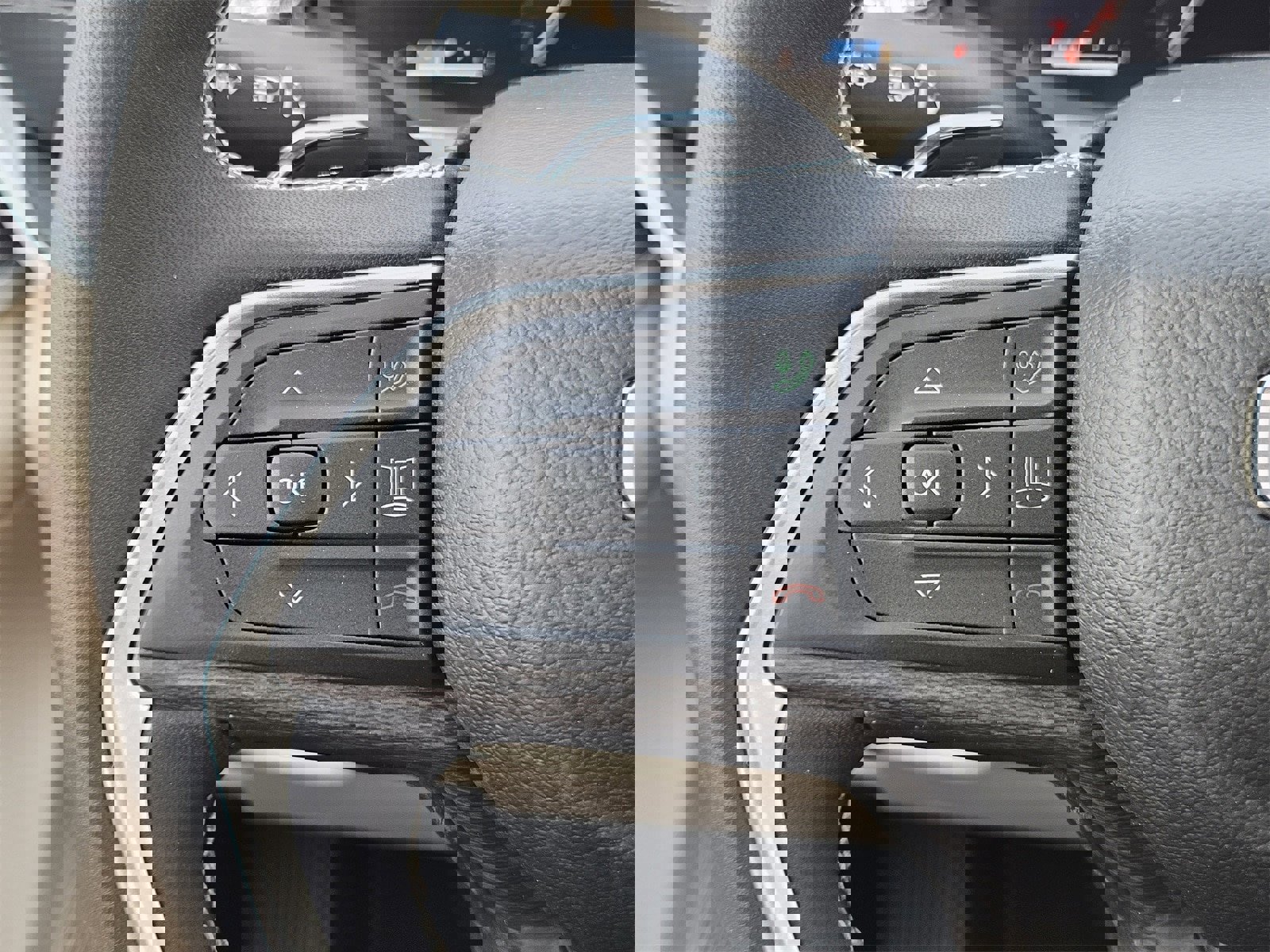 New 2025 Jeep Grand Cherokee L Limited w/ Trailer Tow Package image 27