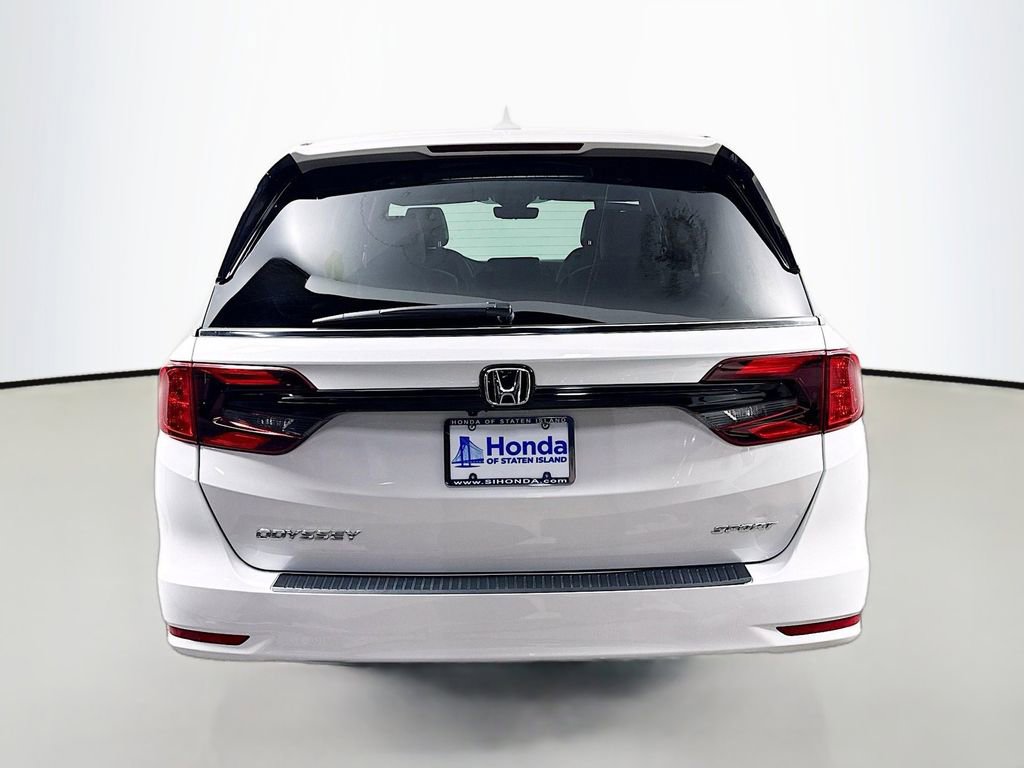 Certified 2023 Honda Odyssey Sport image 6