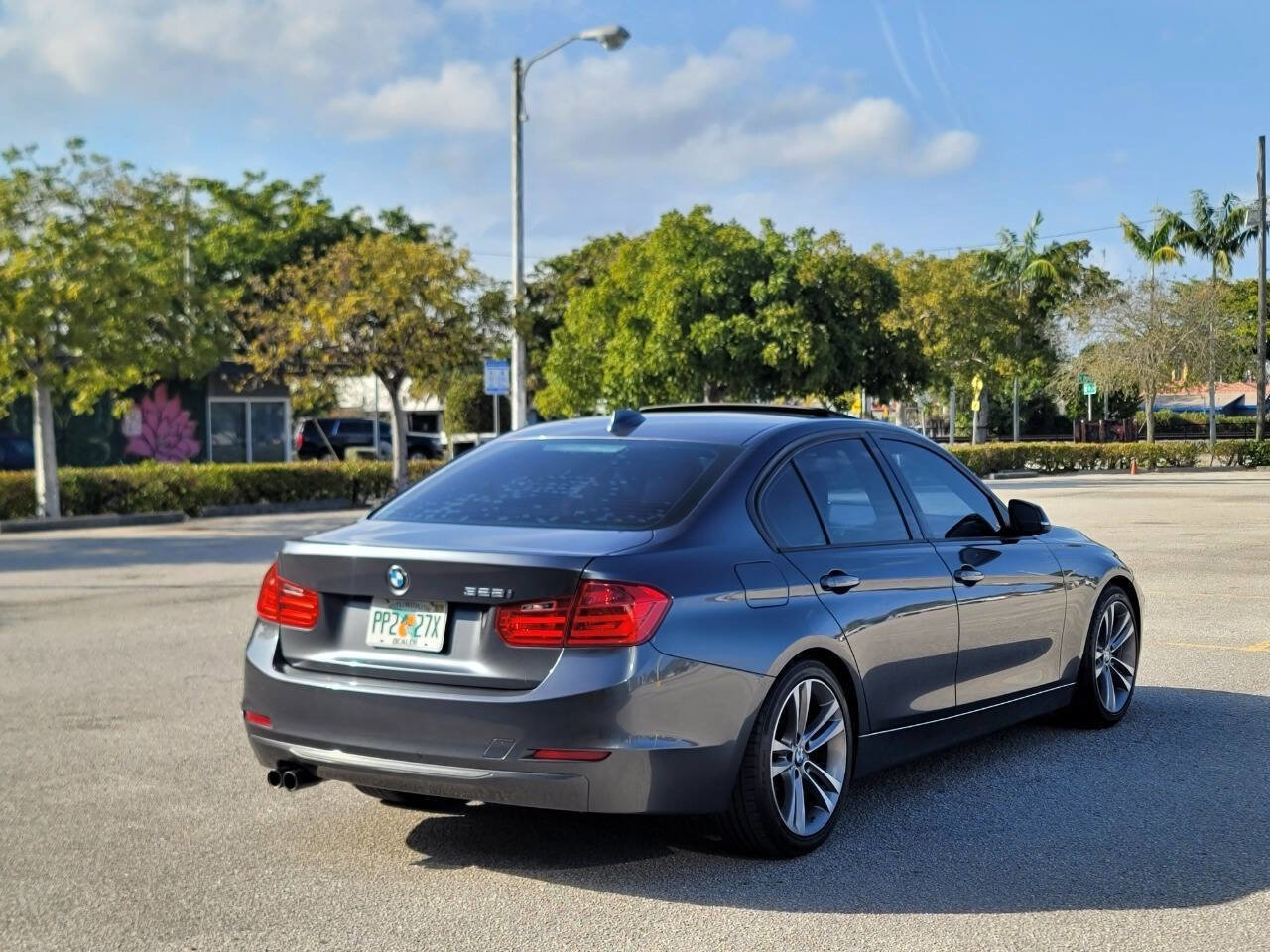 Used 2014 BMW 328i Sedan RWD image 6