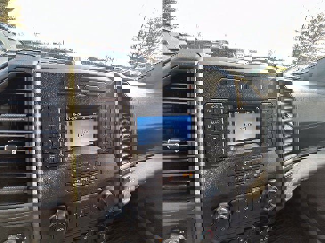 Used 2022 Ford F550 4x4 Regular Cab Super Duty image 17