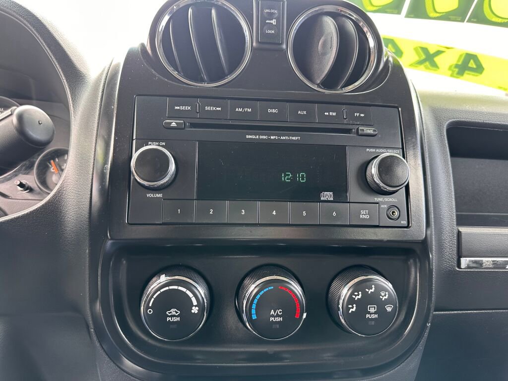 Used 2014 Jeep Patriot Sport image 10