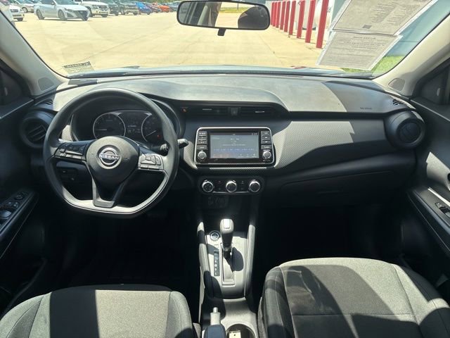 Used 2025 Nissan Kicks Play S FWD image 10