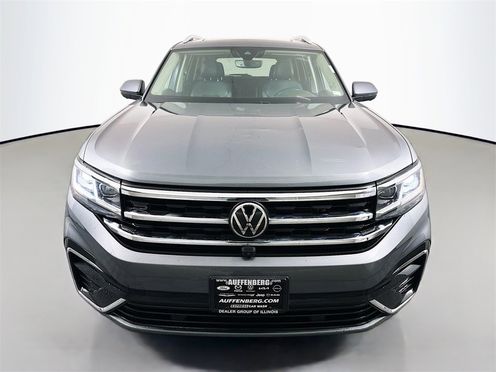 Used 2021 Volkswagen Atlas SEL Premium image 2