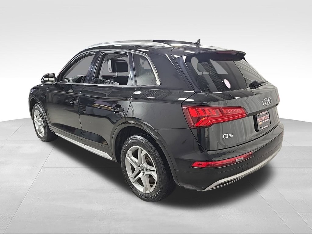 Used 2018 Audi Q5 2.0T Premium w/ Convenience Package AWD/4WD image 10
