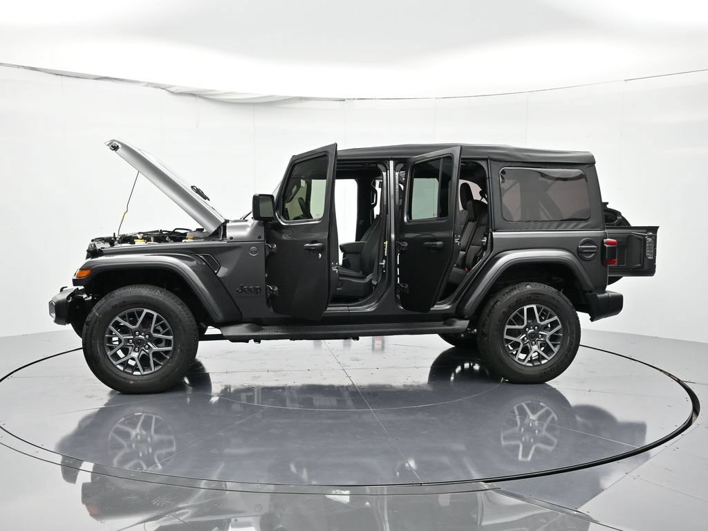 New 2025 Jeep Wrangler Unlimited Sahara w/ Technology Group AWD/4WD image 50