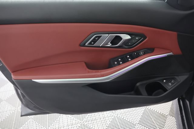 Used 2022 BMW 330e xDrive w/ M Sport Package image 26