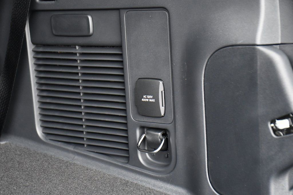 New 2026 Lincoln Navigator Reserve w/ Jet Appearance Package AWD/4WD image 24