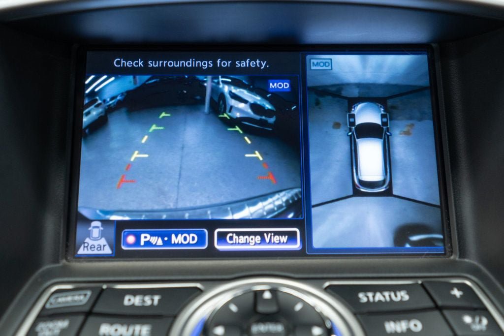 Used 2017 INFINITI QX50 2WD w/ Deluxe Touring Package image 21