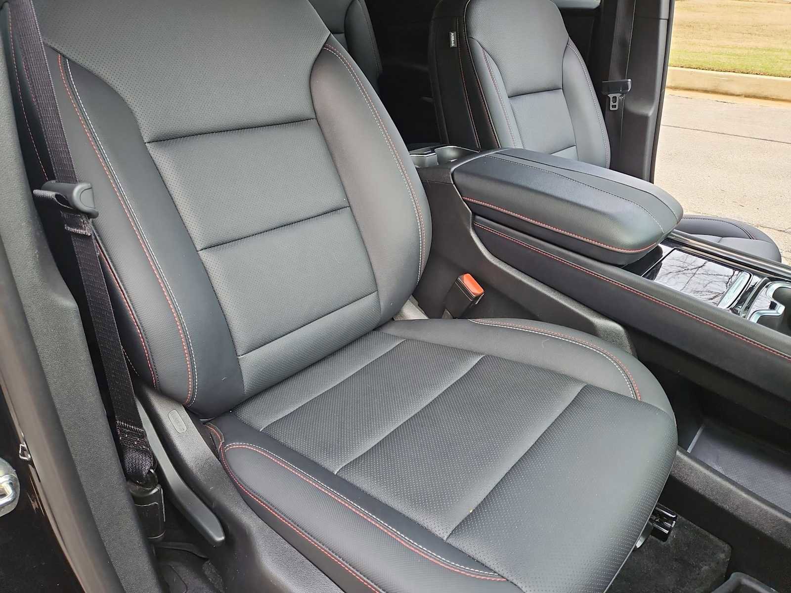 Certified 2025 Chevrolet Traverse Z71 w/ Driver Confidence Package image 22