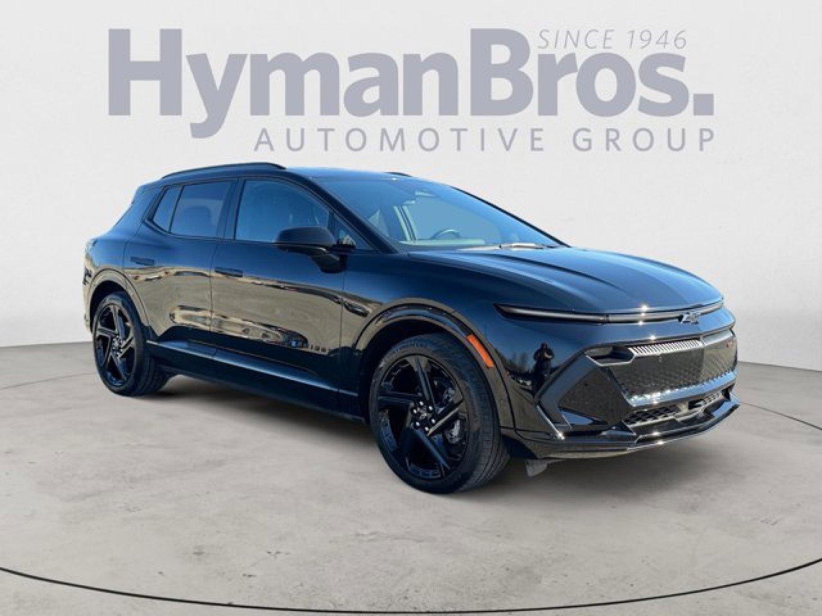 Used 2024 Chevrolet Equinox EV RS FWD image 1