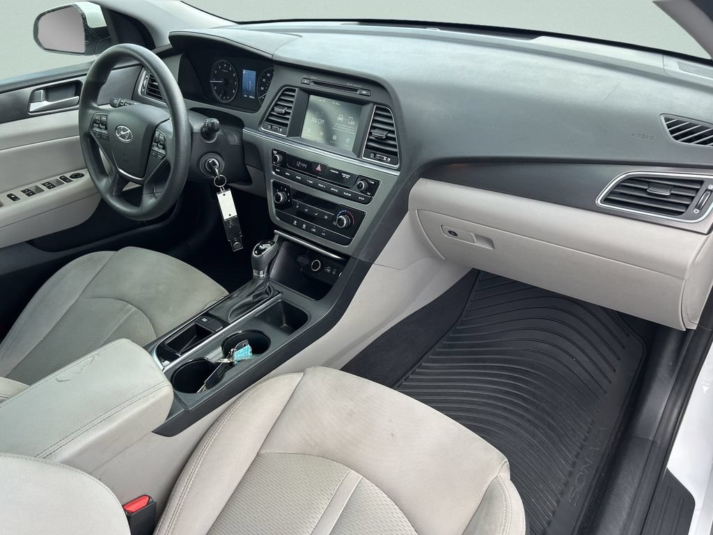 Used 2017 Hyundai Sonata Sport FWD image 16