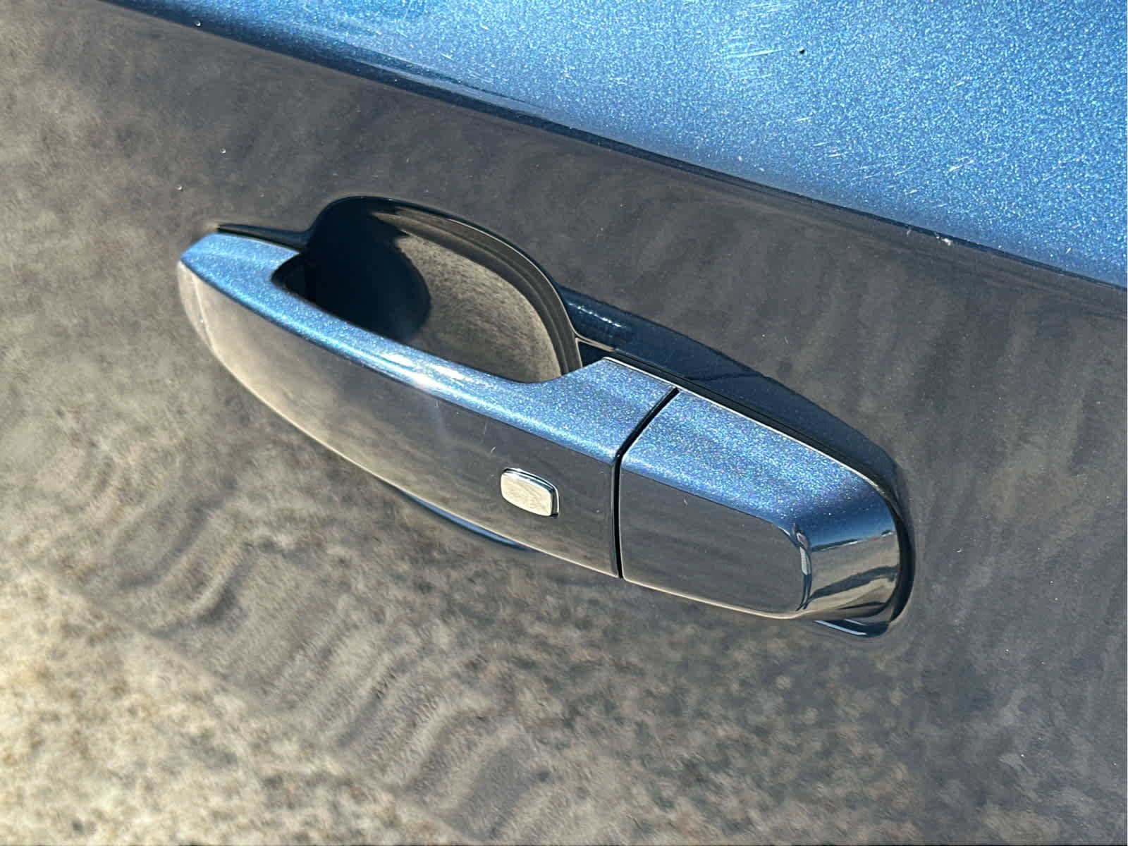 Used 2022 Chevrolet Traverse LT image 15