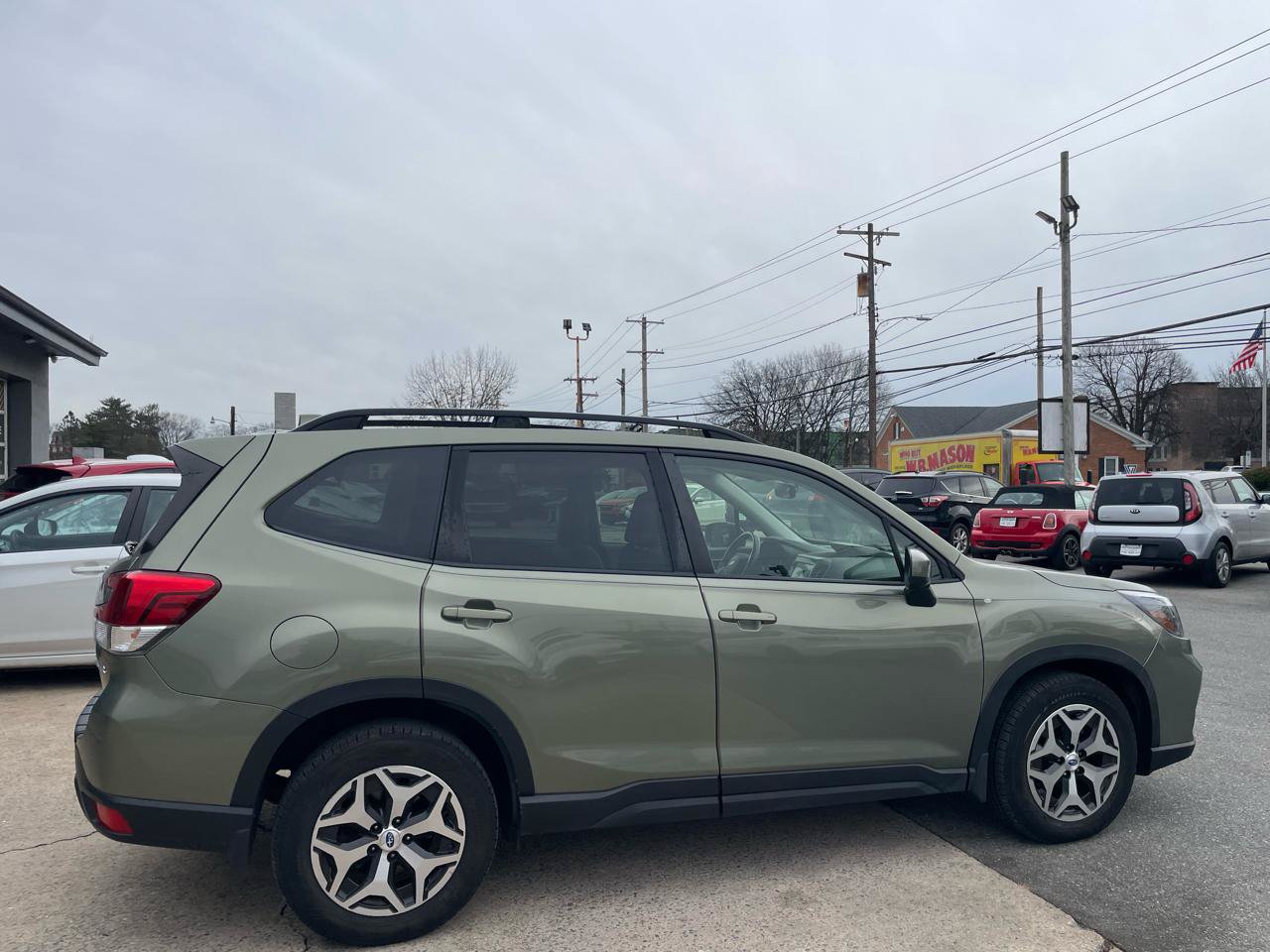 Used 2020 Subaru Forester Premium AWD/4WD image 16