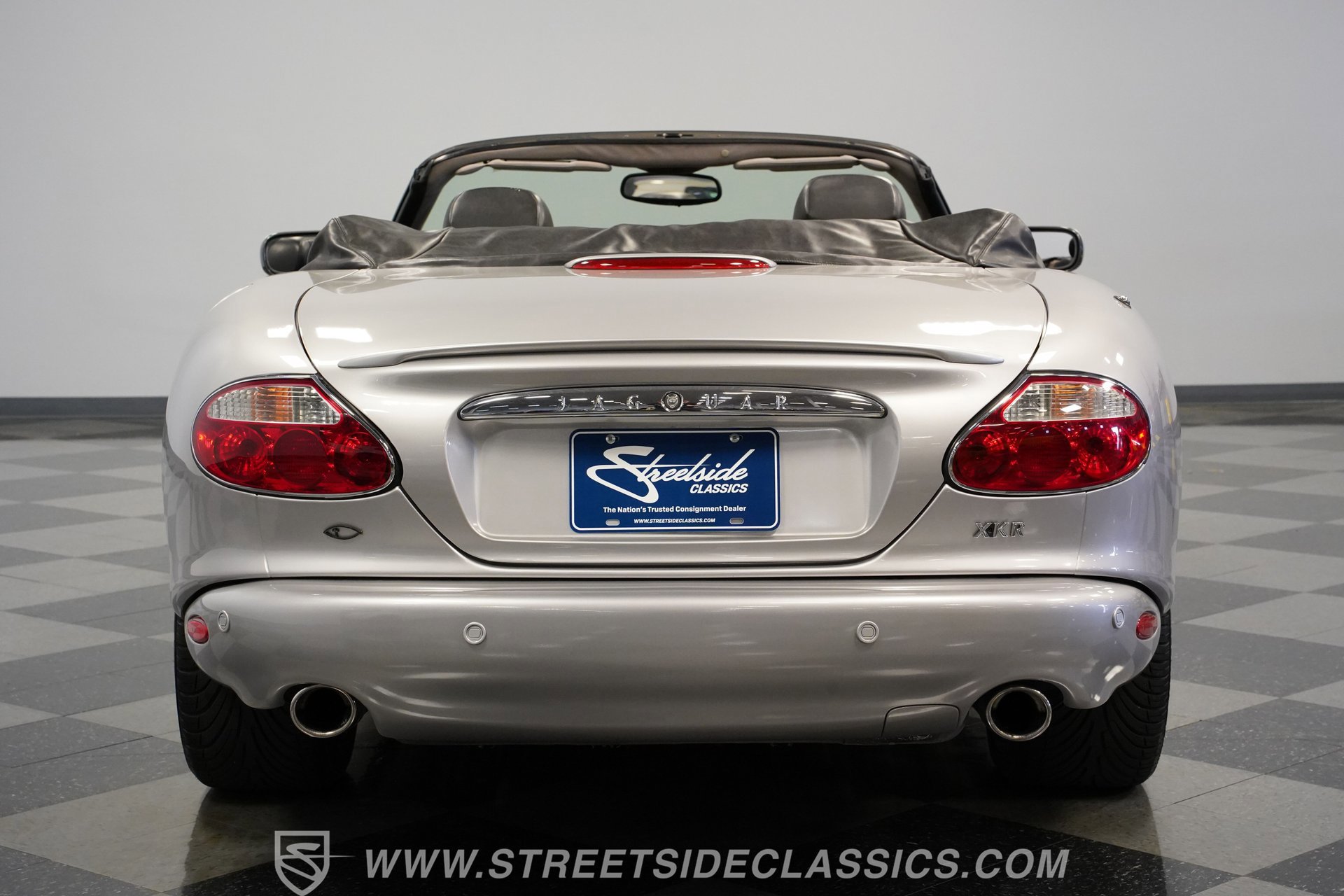 Used 2001 Jaguar XK8 Convertible image 10