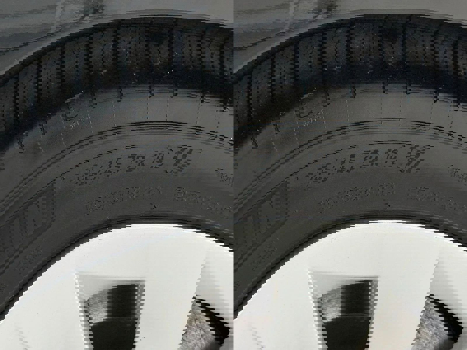 Used 2019 Tesla Model S Long Range image 43