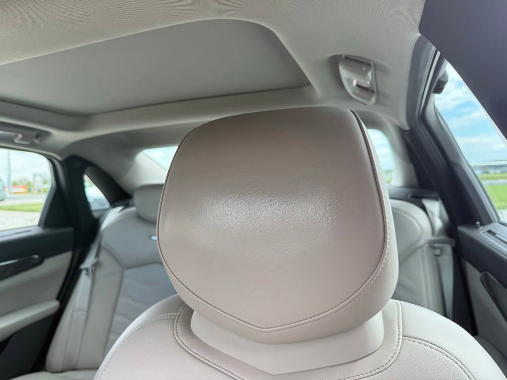 Used 2017 Cadillac CT6 Luxury AWD/4WD image 29