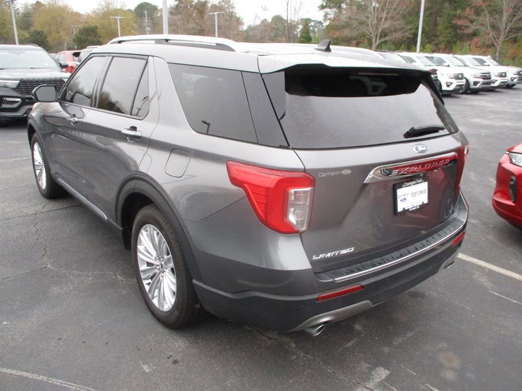 Used 2024 Ford Explorer Limited w/ Limited Technology Package image 3