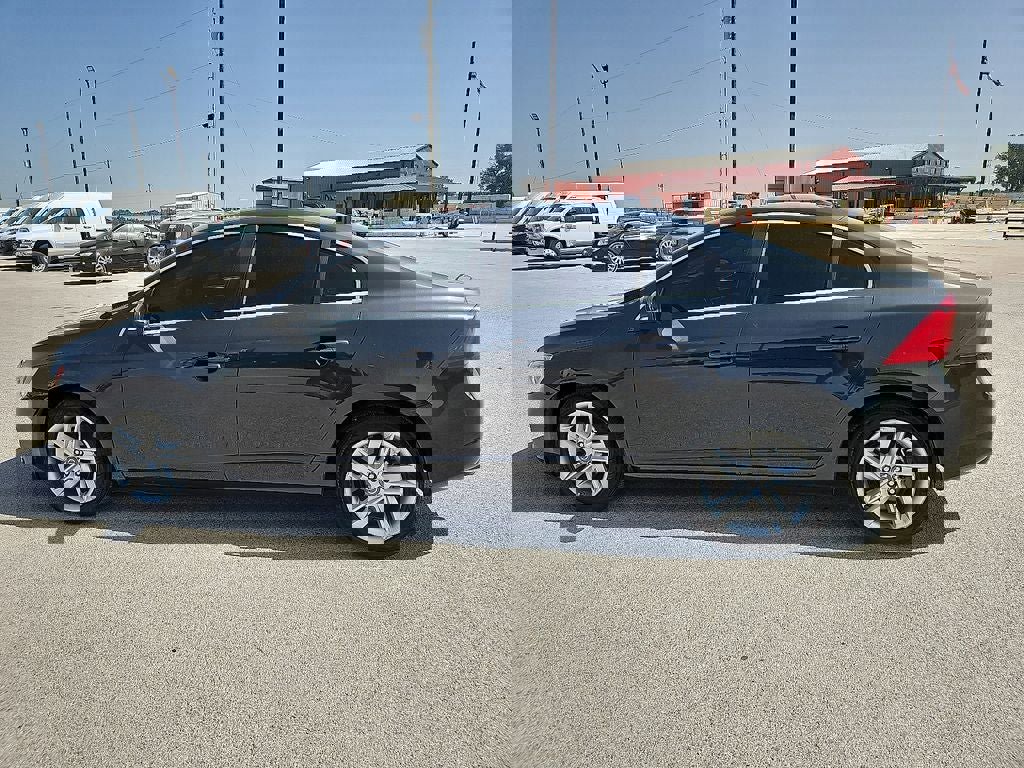 Used 2015 Volvo S60 T5 Premier FWD image 3