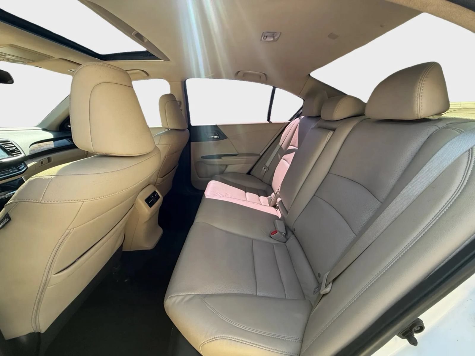 Used 2017 Honda Accord EX-L image 15