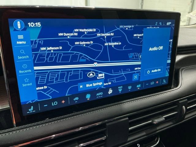Used 2024 Lincoln Corsair Reserve w/ Jet Appearance Package image 24