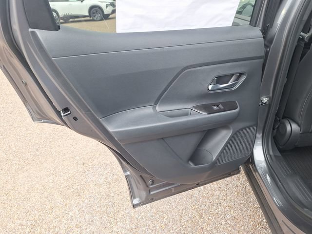 New 2026 Nissan Kicks SR FWD image 22