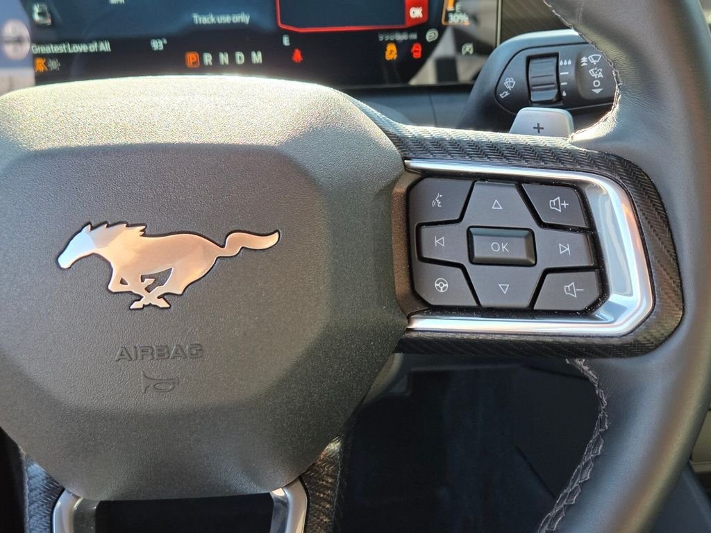 Used 2025 Ford Mustang GT RWD image 25
