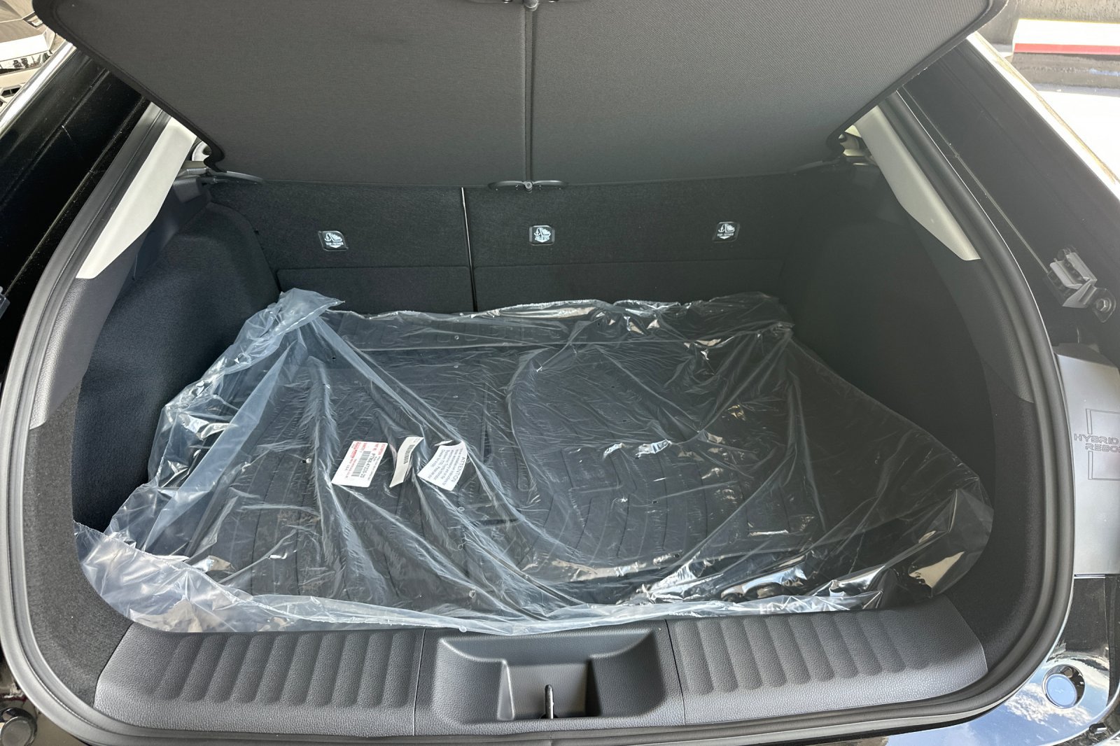 New 2027 Toyota Prius XLE FWD image 12