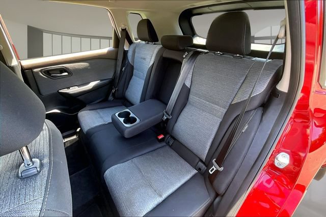 Used 2023 Nissan Rogue SV FWD image 20