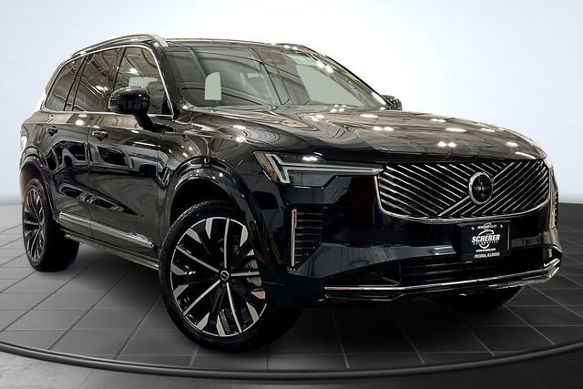 New 2026 Volvo XC90 B6 Plus w/ Protection Package image 3