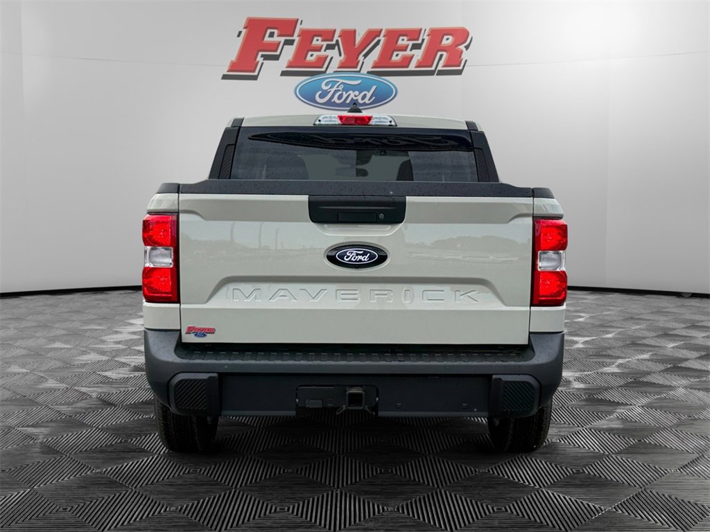 New 2025 Ford Maverick XLT w/ Equipment Group 302A image 6