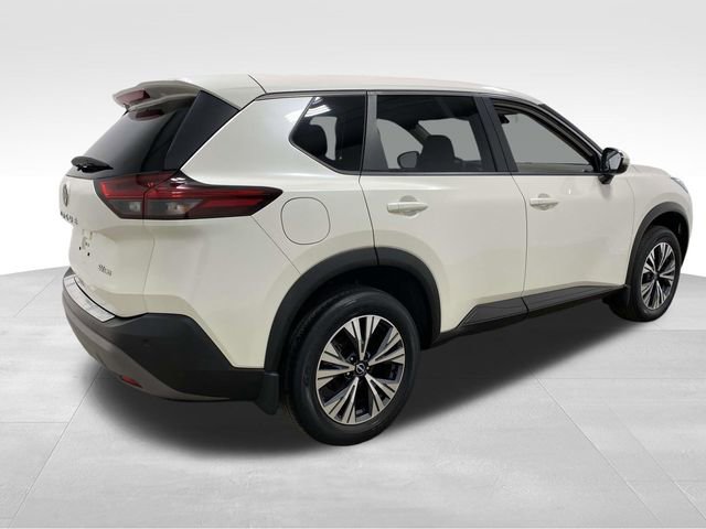Used 2023 Nissan Rogue SV image 4