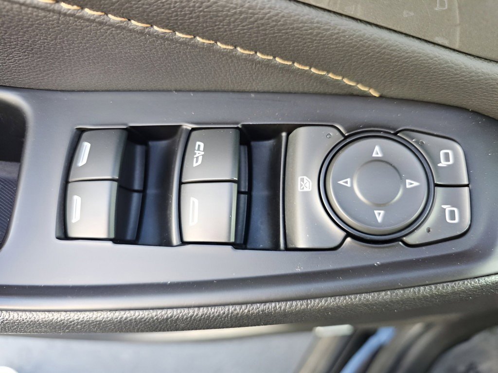 Used 2020 Chevrolet Traverse RS image 28